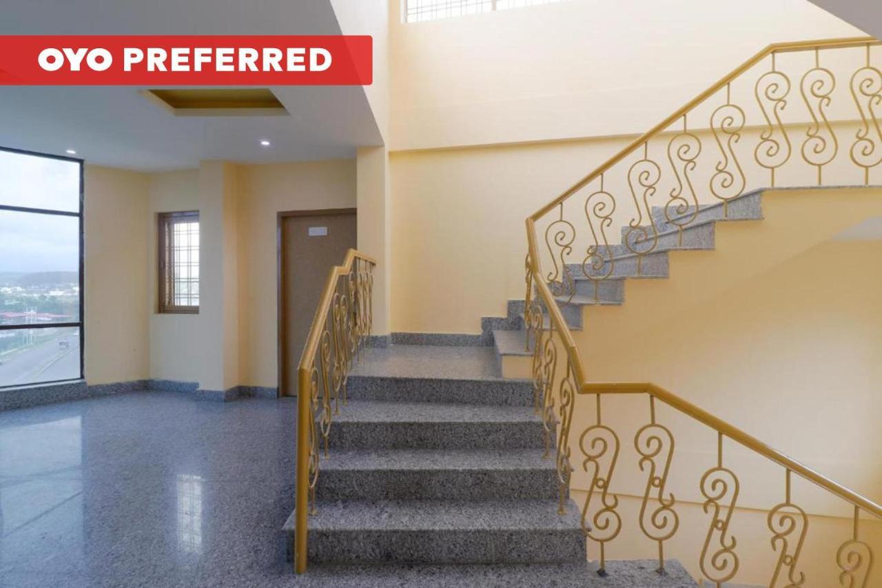 Spot On 82236 Aryan Home Stay Jhajra Ngoại thất bức ảnh