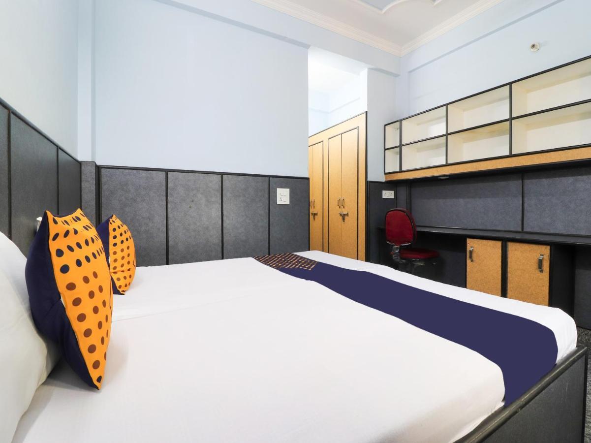Spot On 82236 Aryan Home Stay Jhajra Ngoại thất bức ảnh