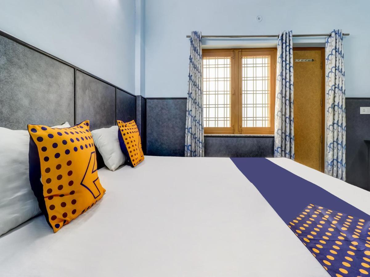Spot On 82236 Aryan Home Stay Jhajra Ngoại thất bức ảnh