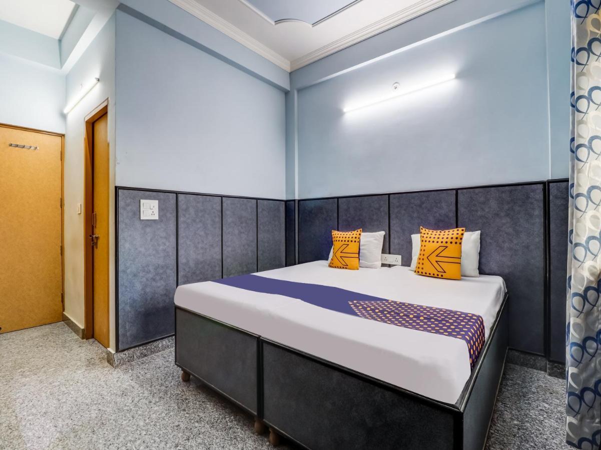 Spot On 82236 Aryan Home Stay Jhajra Ngoại thất bức ảnh
