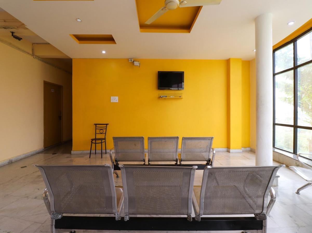 Spot On 82236 Aryan Home Stay Jhajra Ngoại thất bức ảnh